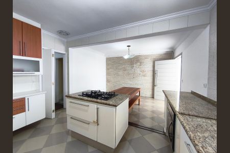 Casa para alugar com 267m², 4 quartos e 4 vagasCozinha