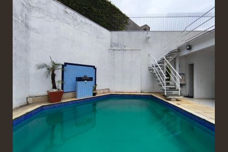 Casa para alugar com 267m², 4 quartos e 4 vagasPiscina