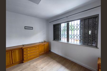 Casa para alugar com 267m², 4 quartos e 4 vagasSuíte 1