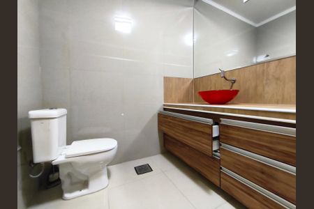 Casa para alugar com 267m², 4 quartos e 4 vagasBanheiro da Suíte 1