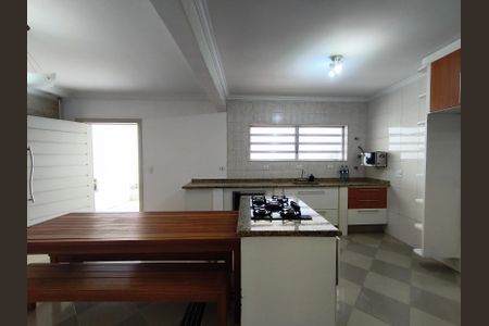 Casa para alugar com 267m², 4 quartos e 4 vagasCozinha