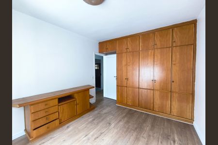 Casa para alugar com 267m², 4 quartos e 4 vagasQuarto 1