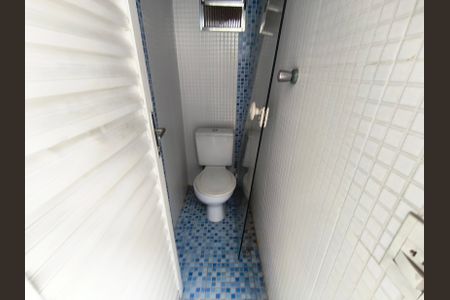 Casa para alugar com 267m², 4 quartos e 4 vagasBanheiro de serviço