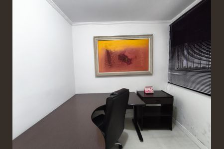 Casa para alugar com 267m², 4 quartos e 4 vagasEscritório