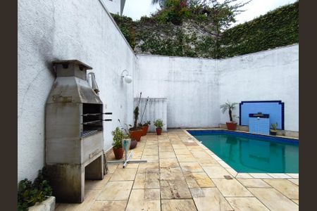 Casa para alugar com 267m², 4 quartos e 4 vagasChurrasqueira