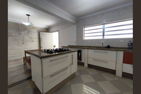 Casa para alugar com 267m², 4 quartos e 4 vagasCozinha