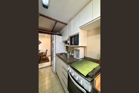 Apartamento à venda com 85m², 2 quartos e 1 vaga Apartamento à venda com 85m², 2 quartos e 1 vagaCozinha