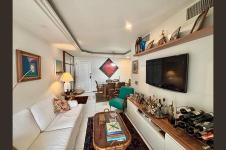 Apartamento à venda com 85m², 2 quartos e 1 vaga Apartamento à venda com 85m², 2 quartos e 1 vagaSala