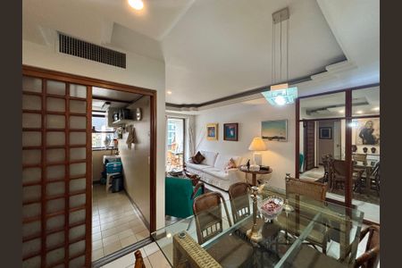 Apartamento à venda com 85m², 2 quartos e 1 vaga Apartamento à venda com 85m², 2 quartos e 1 vagaSala