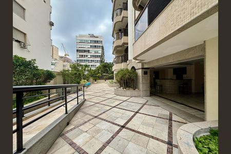 Apartamento à venda com 85m², 2 quartos e 1 vaga Apartamento à venda com 85m², 2 quartos e 1 vagaÁrea comum