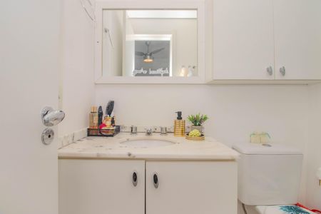 Apartamento à venda com 67m², 3 quartos e 1 vagaBanheiro da Suíte