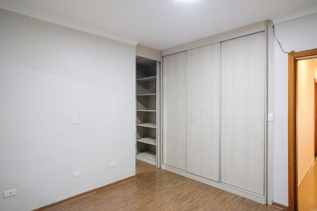 Casa à venda com 181m², 3 quartos e 2 vagasSuíte