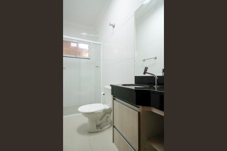 Casa à venda com 181m², 3 quartos e 2 vagasBanheiro da suíte