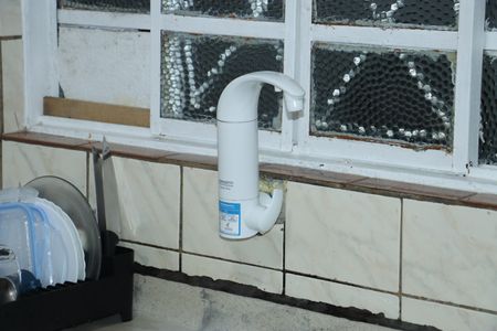 Sala/Cozinha de casa para alugar com 1 quarto, 27m² em Jardim Nova Cotia, Cotia