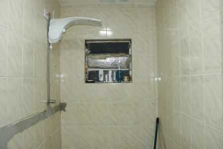 Banheiro Social de casa para alugar com 1 quarto, 27m² em Jardim Nova Cotia, Cotia