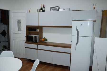 Sala/Cozinha de casa para alugar com 1 quarto, 27m² em Jardim Nova Cotia, Cotia