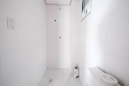 Apartamento à venda com 42m², 2 quartos e sem vagaBanheiro