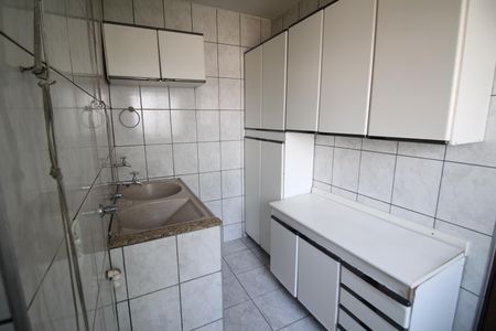 Apartamento à venda com 80m², 3 quartos e 1 vagaÁrea de Serviço