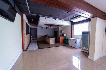Apartamento à venda com 43m², 2 quartos e 1 vaga Apartamento à venda com 43m², 2 quartos e 1 vagaÁrea comum - Salão de festas