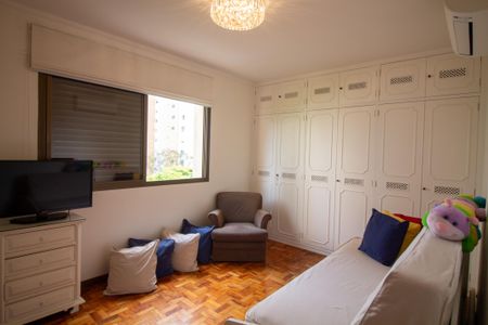 Apartamento à venda com 210m², 4 quartos e 3 vagasSuíte 1