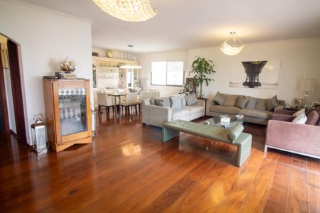 Apartamento à venda com 210m², 4 quartos e 3 vagasSala
