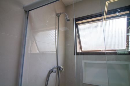 Apartamento à venda com 210m², 4 quartos e 3 vagasBanheiro da Suíte 1