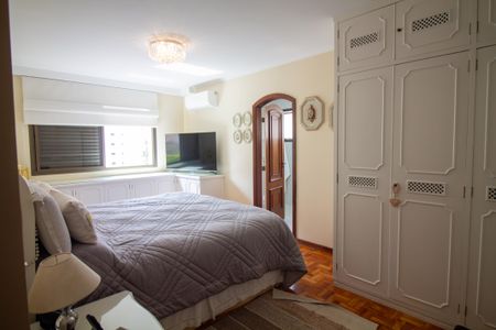 Apartamento à venda com 210m², 4 quartos e 3 vagasSuíte 3