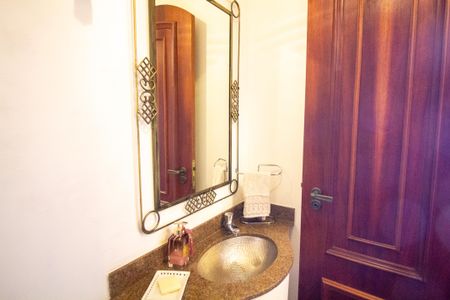 Apartamento à venda com 210m², 4 quartos e 3 vagasLavabo