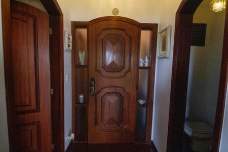 Apartamento à venda com 210m², 4 quartos e 3 vagasHall de Entrada