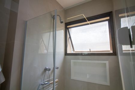 Apartamento à venda com 210m², 4 quartos e 3 vagasBanheiro da Suíte 2