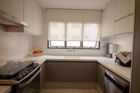 Apartamento à venda com 210m², 4 quartos e 3 vagasCozinha