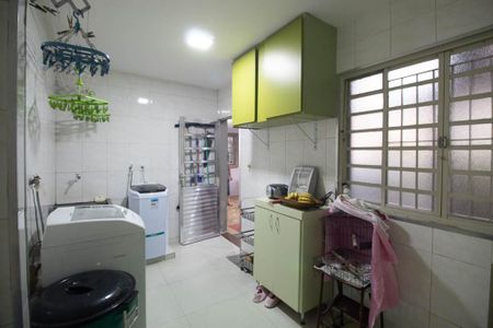 Casa à venda com 172m², 2 quartos e 3 vagasÁrea de Serviço