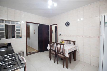 Casa à venda com 172m², 2 quartos e 3 vagasCozinha