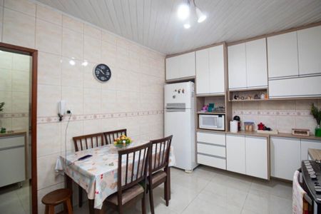 Casa à venda com 172m², 2 quartos e 3 vagasCozinha