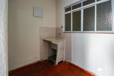 Casa para alugar com 65m², 2 quartos e 1 vaga Casa para alugar com 65m², 2 quartos e 1 vagaÁrea de Serviço