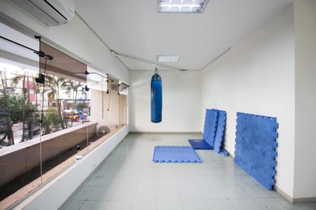 Apartamento para alugar com 42m², 1 quarto e 1 vaga Apartamento para alugar com 42m², 1 quarto e 1 vagaÁrea comum - Academia