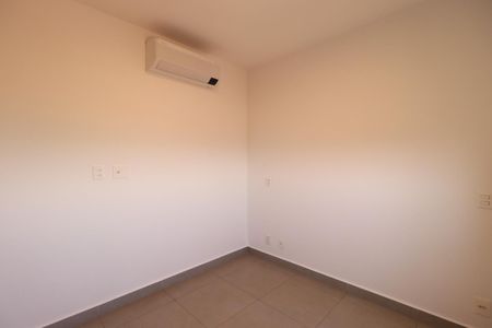 Apartamento para alugar com 140m², 3 quartos e 2 vagas Apartamento para alugar com 140m², 3 quartos e 2 vagasSuíte