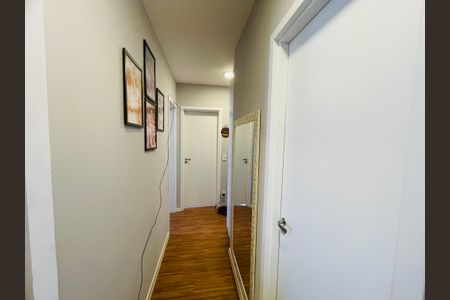 Apartamento para alugar com 106m², 4 quartos e 2 vagas Apartamento para alugar com 106m², 4 quartos e 2 vagasCorredor