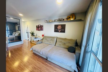 Apartamento para alugar com 106m², 4 quartos e 2 vagas Apartamento para alugar com 106m², 4 quartos e 2 vagasSala