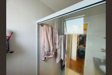 Apartamento para alugar com 106m², 4 quartos e 2 vagas Apartamento para alugar com 106m², 4 quartos e 2 vagasBanheiro da Suíte