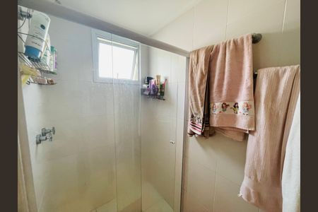 Apartamento para alugar com 106m², 4 quartos e 2 vagas Apartamento para alugar com 106m², 4 quartos e 2 vagasBanheiro da Suíte