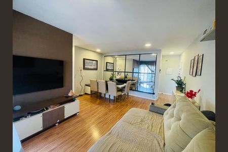 Apartamento para alugar com 106m², 4 quartos e 2 vagas Apartamento para alugar com 106m², 4 quartos e 2 vagasSala