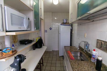 Apartamento à venda com 55m², 2 quartos e 1 vagaCozinha