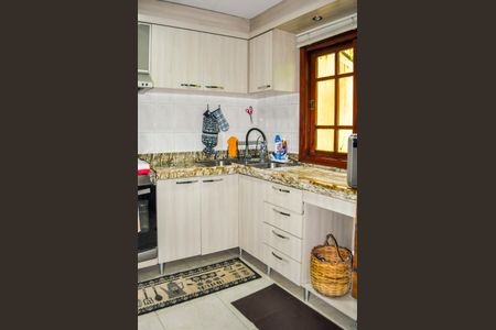 Casa de condomínio à venda com 215m², 3 quartos e 2 vagasCozinha 2