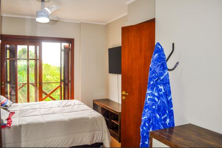 Casa de condomínio à venda com 215m², 3 quartos e 2 vagasSuite