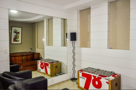 Casa de condomínio à venda com 215m², 3 quartos e 2 vagasÁrea Gourmet