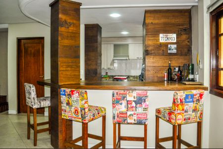 Casa de condomínio à venda com 215m², 3 quartos e 2 vagasEspaço gourmet