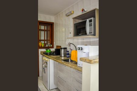 Casa de condomínio à venda com 215m², 3 quartos e 2 vagasCozinha