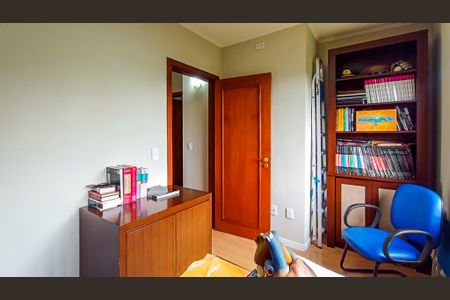 Casa de condomínio à venda com 215m², 3 quartos e 2 vagasQuarto 2 