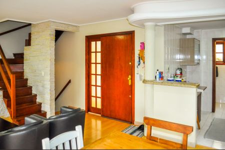 Casa de condomínio à venda com 215m², 3 quartos e 2 vagasSala
